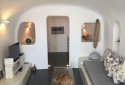 Oia Santorini Suite +8 Rental Yield !