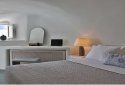 Oia Santorini Suite +8 Rental Yield !
